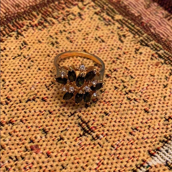 Gold sapphire cocktail ring new - Picture 2 of 2